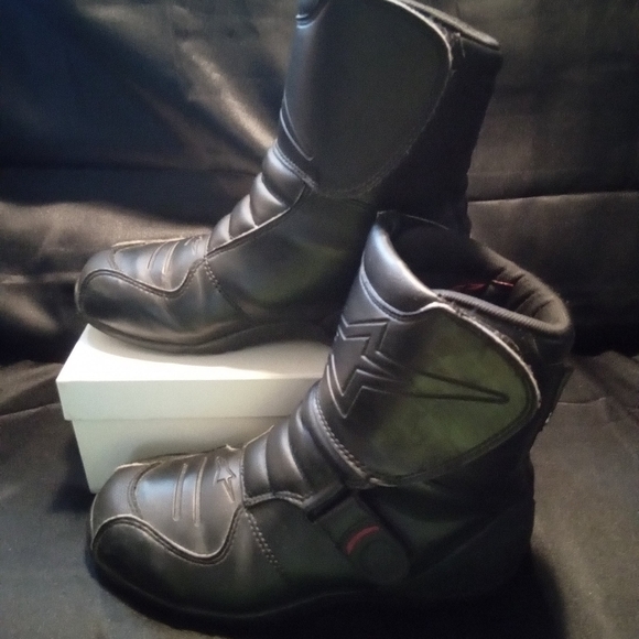 Alpine star riding boots motocross men's size 6 women's size 8 black